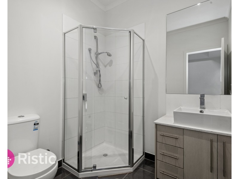 3/13 Hall Street, Epping VIC 3076