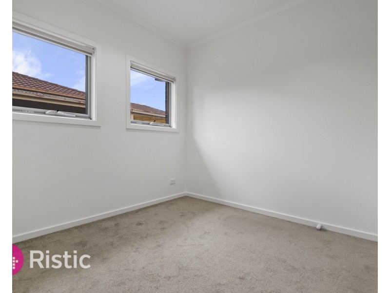 3/13 Hall Street, Epping VIC 3076