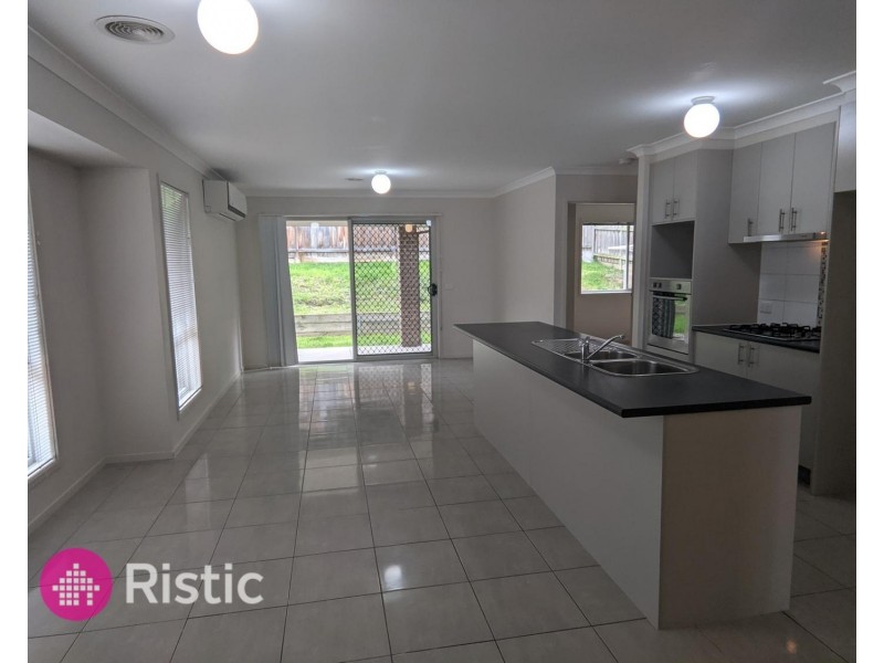 23 Peterborough Drive, Doreen VIC 3754