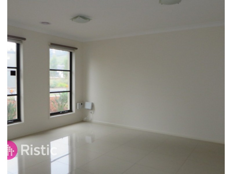 15 Hestia Court, South Morang VIC 3752