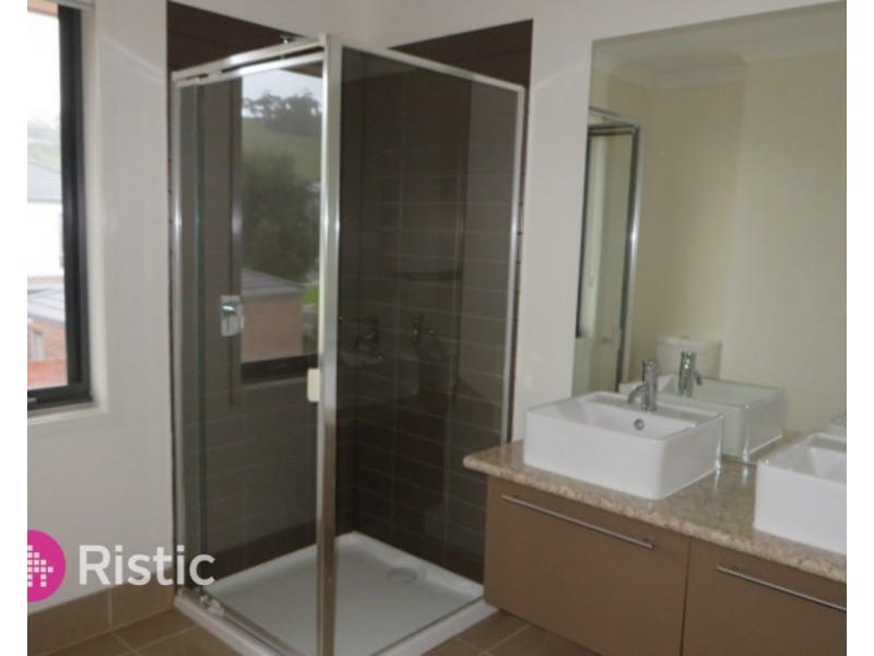 15 Hestia Court, South Morang VIC 3752