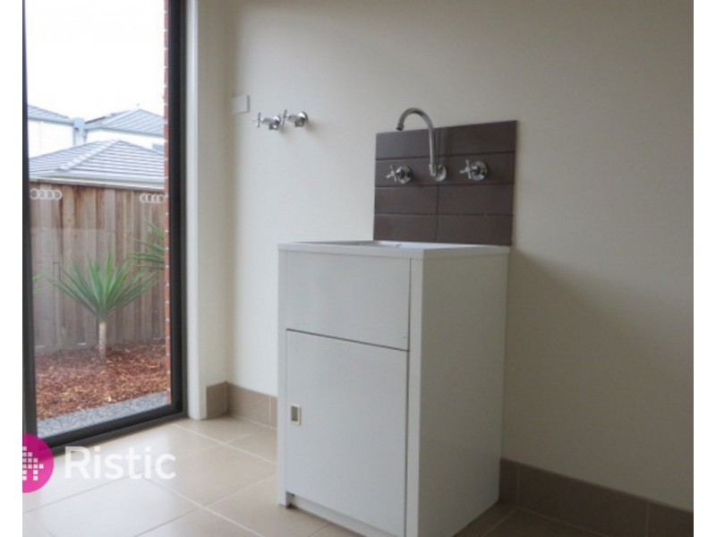 15 Hestia Court, South Morang VIC 3752