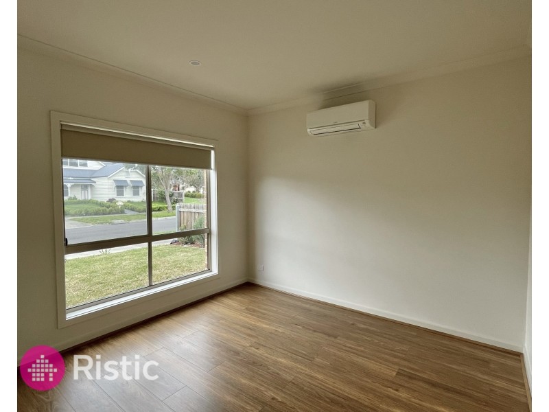 29 Kinkora Crescent, South Morang VIC 3752