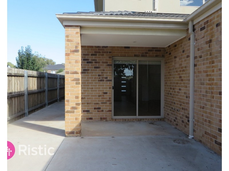 29 Kinkora Crescent, South Morang VIC 3752