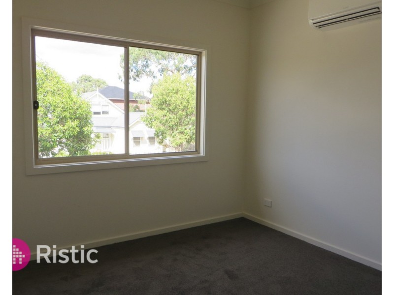 29 Kinkora Crescent, South Morang VIC 3752