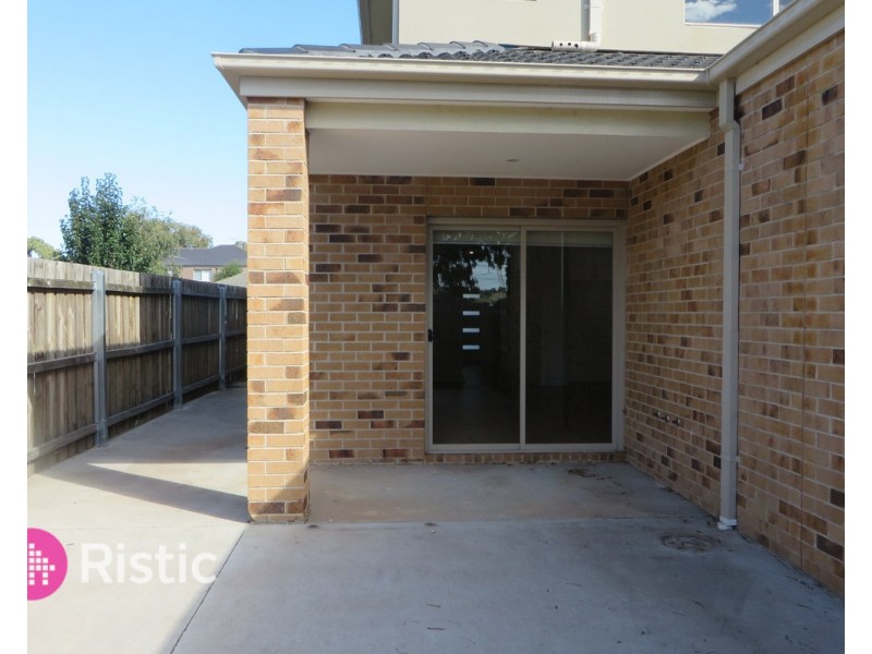 29 Kinkora Crescent, South Morang VIC 3752