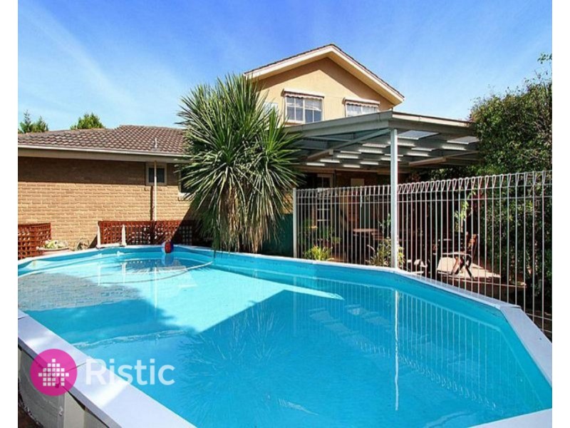 5 Ellerslie Court, Mill Park VIC 3082
