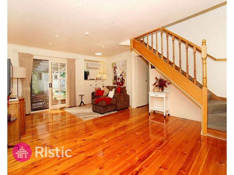 5 Ellerslie Court, Mill Park VIC 3082