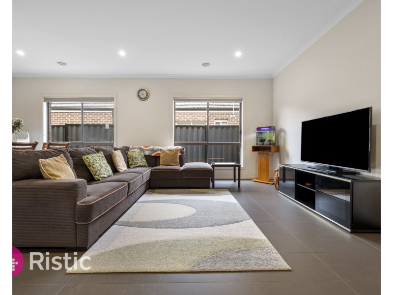 3 Vicarage Drive, Wollert VIC 3750