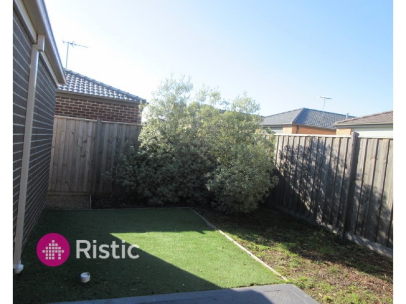 42 Sissinghurst Parade, Mernda VIC 3754