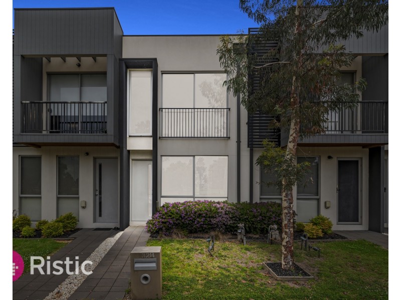 32B Middleton Drive, Point Cook VIC 3030