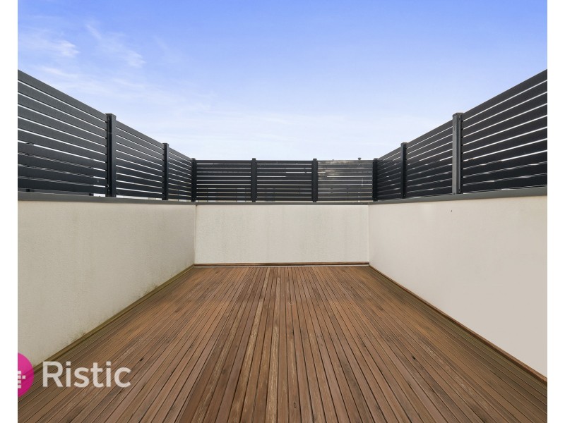 32B Middleton Drive, Point Cook VIC 3030
