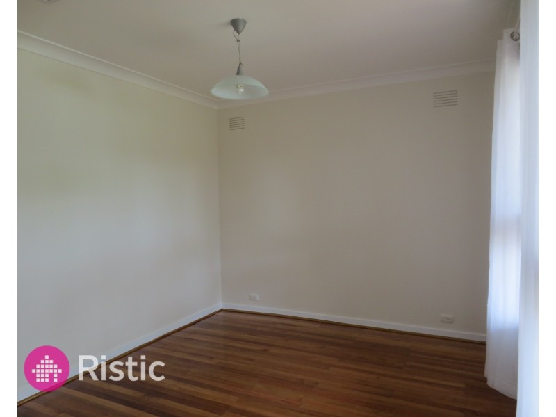 104 Mill Park Drive, Mill Park VIC 3082