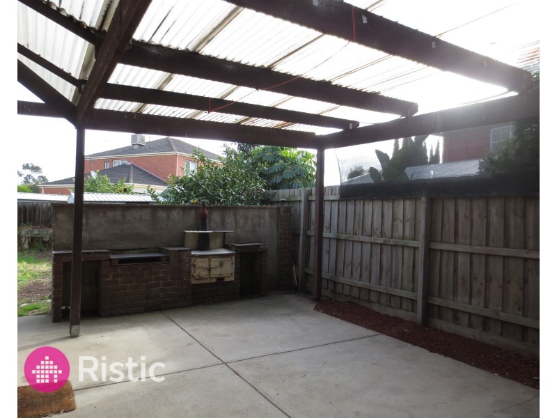 104 Mill Park Drive, Mill Park VIC 3082