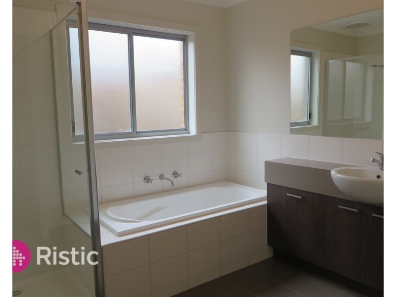 21 Sassafras Avenue, Doreen VIC 3754