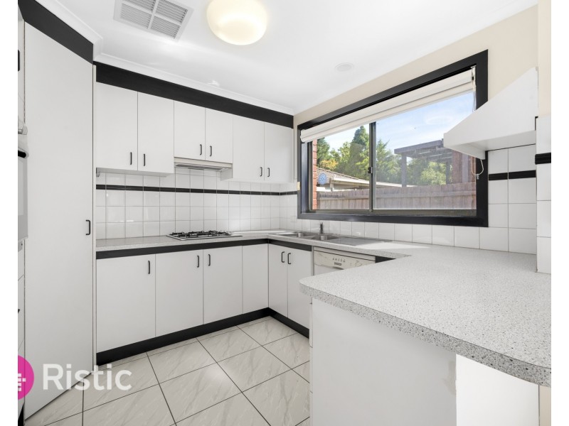 27 John Ryan Drive, South Morang VIC 3752