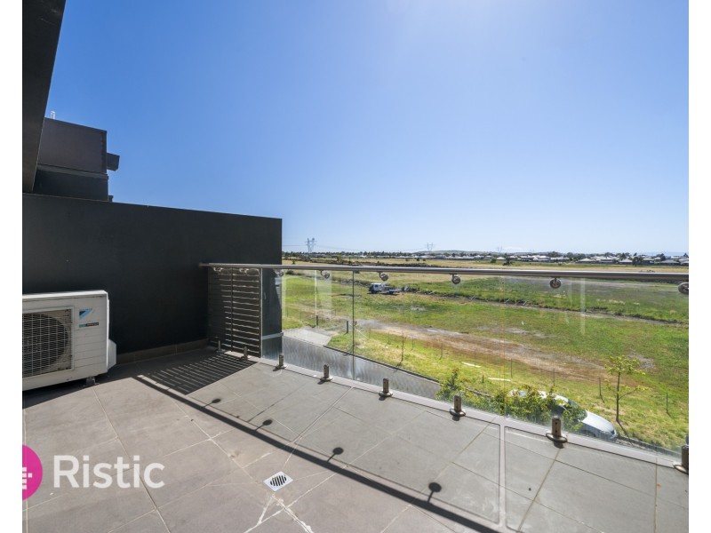 227/1 Jarama Boulevard, Epping VIC 3076