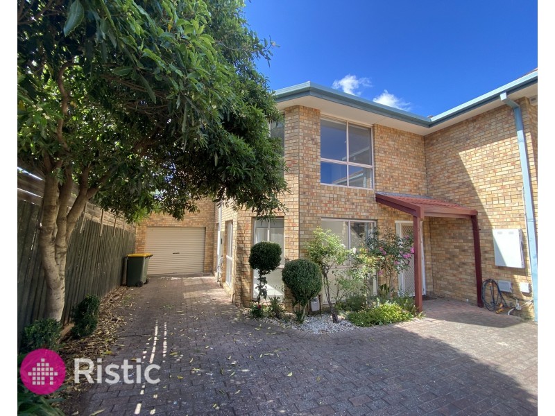 3/2 Romeo Court, Mill Park VIC 3082