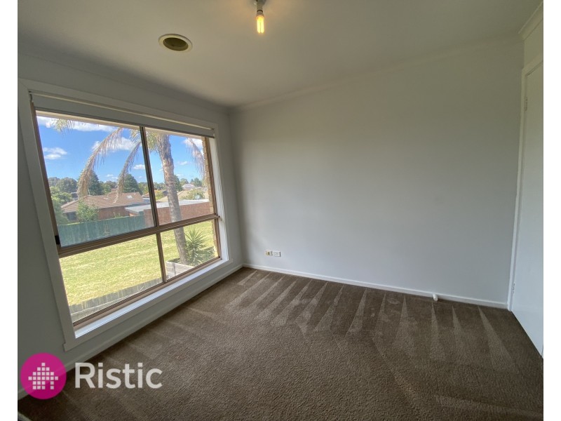 3/2 Romeo Court, Mill Park VIC 3082