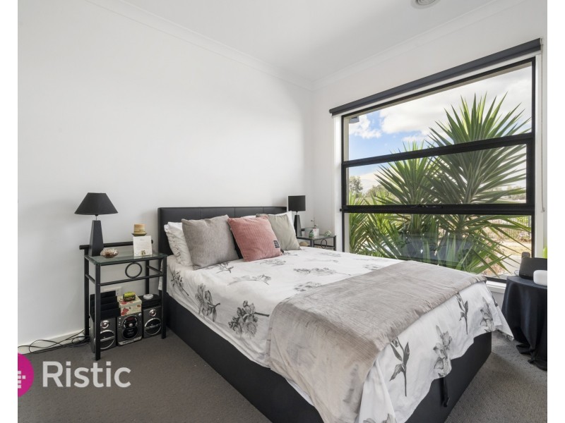 10 Merino Drive, Mernda VIC 3754