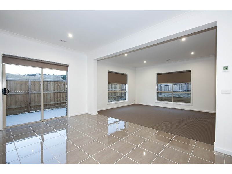 35 Allendale Avenue, Wollert VIC 3750