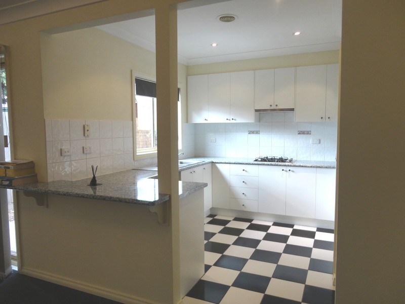 1/22 Hawkes Drive, Mill Park VIC 3082