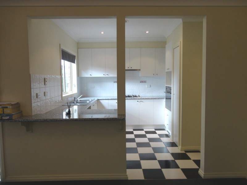 1/22 Hawkes Drive, Mill Park VIC 3082
