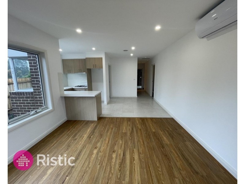 4/5 Tooth Court, Mill Park VIC 3082