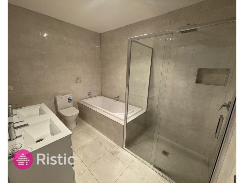 4/5 Tooth Court, Mill Park VIC 3082
