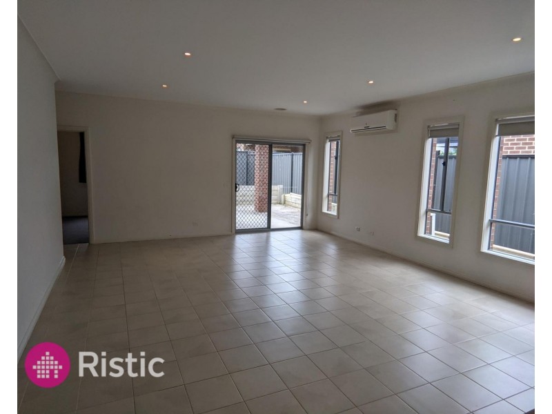 9 Strachan Rise, Mernda VIC 3754