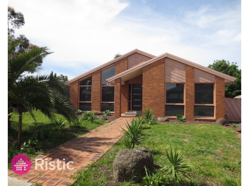 1 Mary Bryant Court, Mill Park VIC 3082