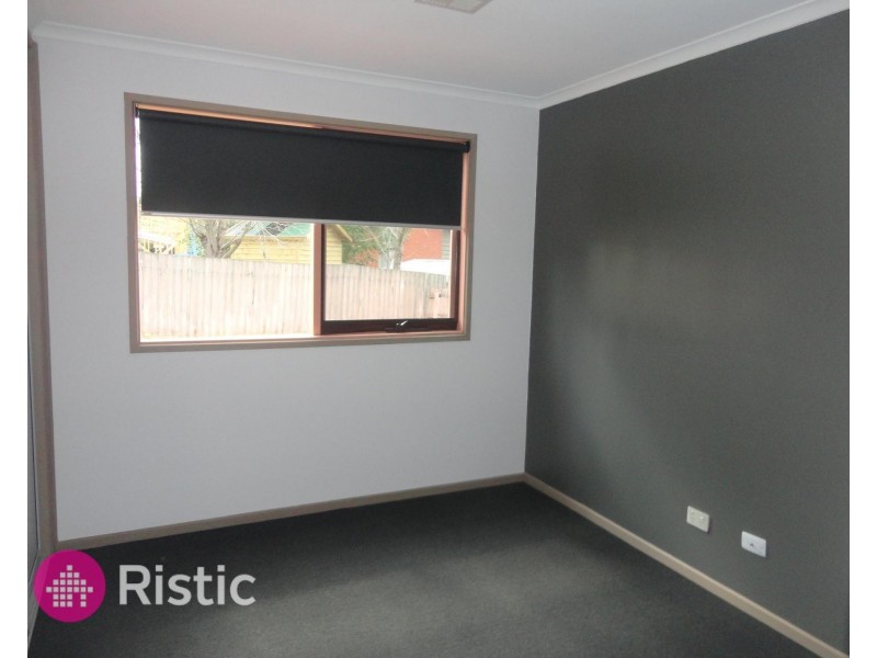 1 Mary Bryant Court, Mill Park VIC 3082