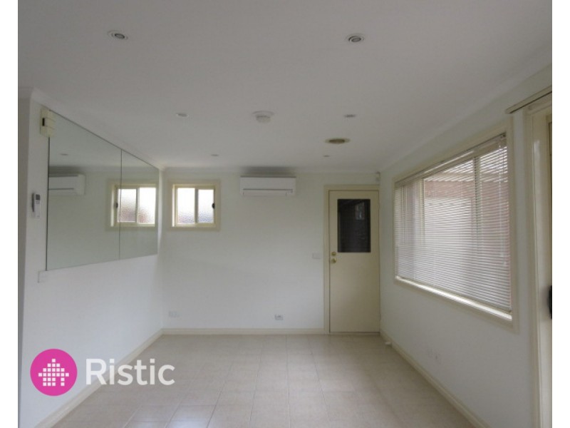 3/21 The Fairway, Kingsbury VIC 3083