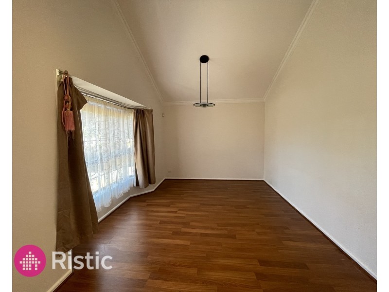 30 Mimosa Road, Mill Park VIC 3082