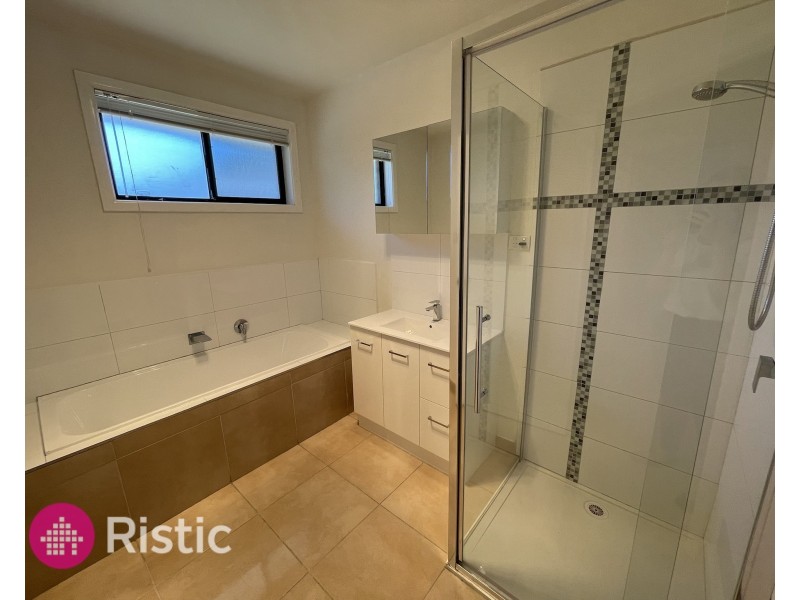 30 Mimosa Road, Mill Park VIC 3082