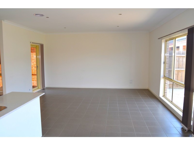 288 The Lakes Boulevard, South Morang VIC 3752