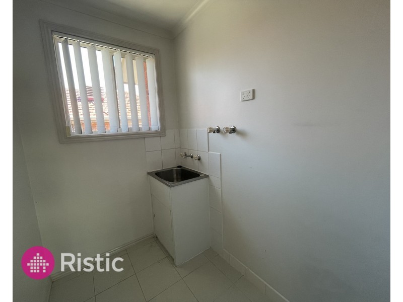1 Capes Court, Mill Park VIC 3082