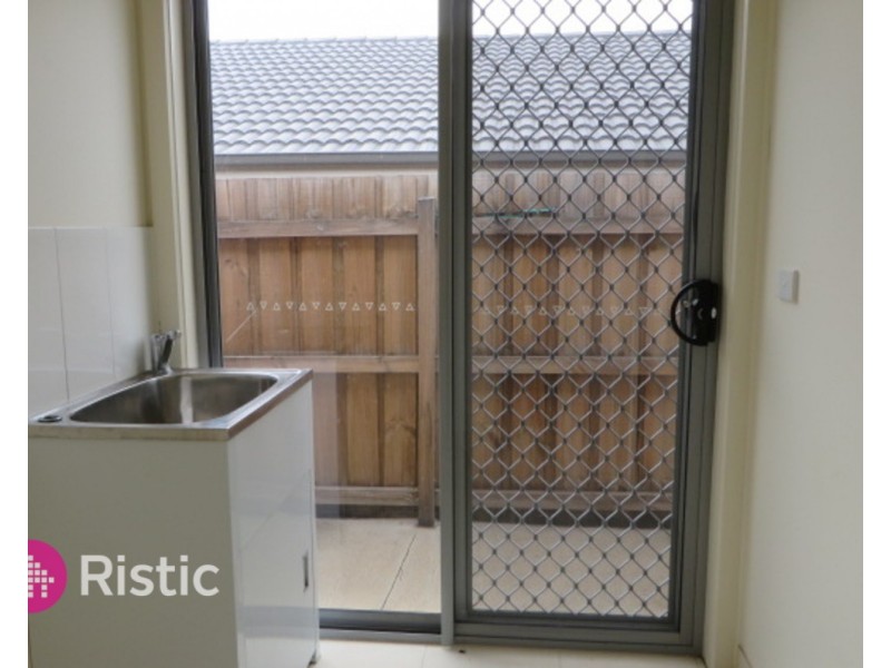 17 Huntington Terrace, Wollert VIC 3750