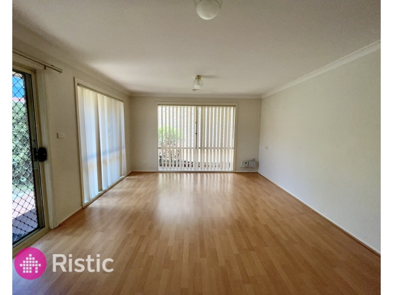 2 Pleasant Close, Mill Park VIC 3082