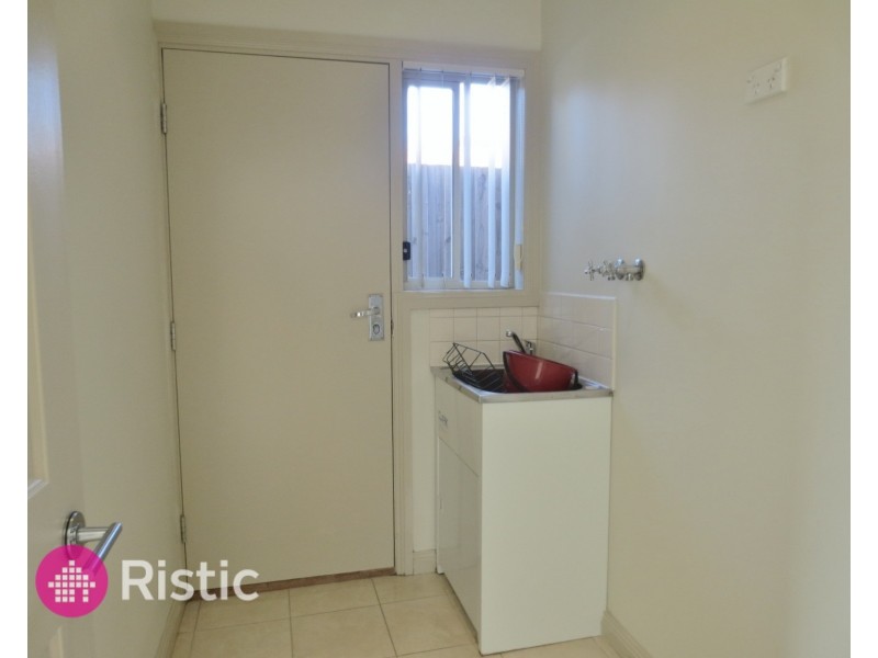 13/45 Ancona Drive, Mill Park VIC 3082