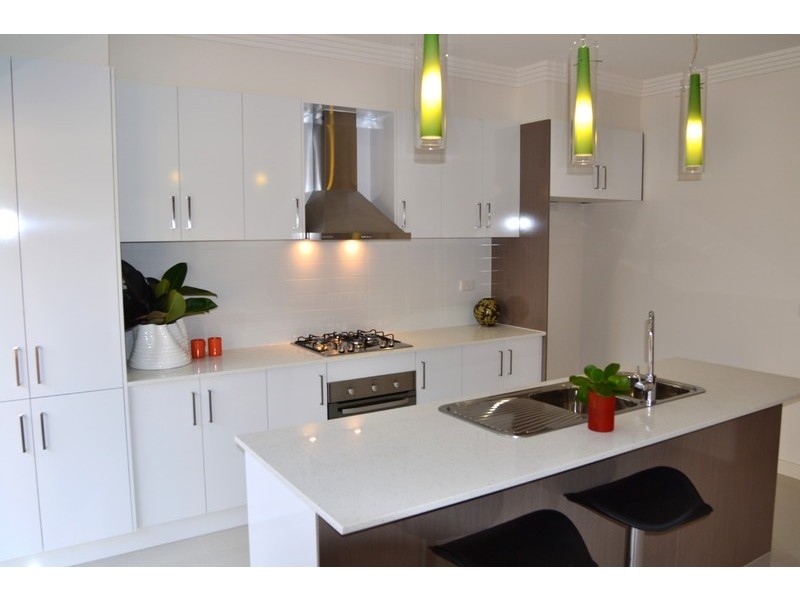 8 Snapdragon Street, South Morang VIC 3752