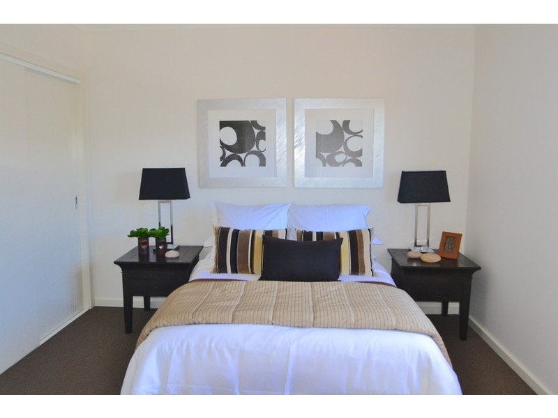 8 Snapdragon Street, South Morang VIC 3752