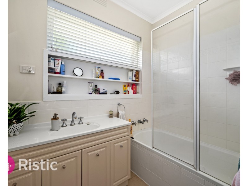 18 Willa Avenue, Viewbank VIC 3084