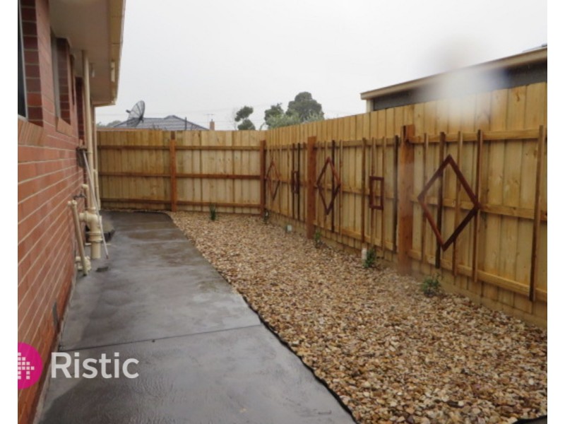 1/6 Uren Court, Thomastown VIC 3074