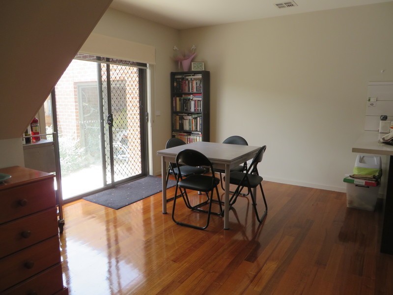 5/2-4 Reynolds Parade, Pascoe Vale South VIC 3044