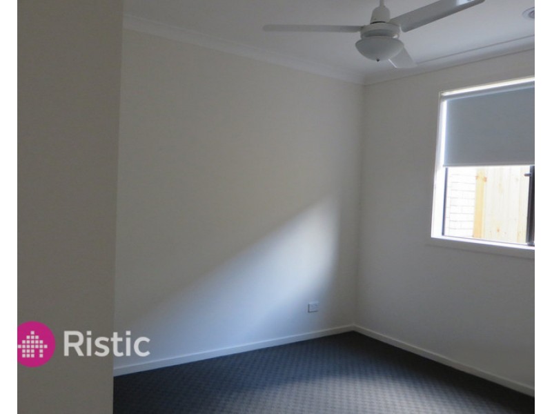 34 Wimmera Crescent, Wollert VIC 3750