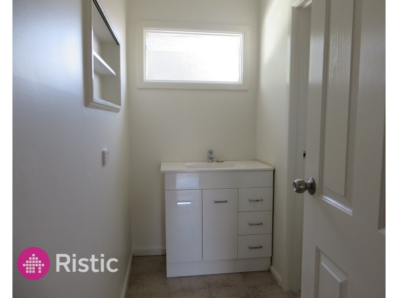 1/26 Cheddar Road, Reservoir VIC 3073