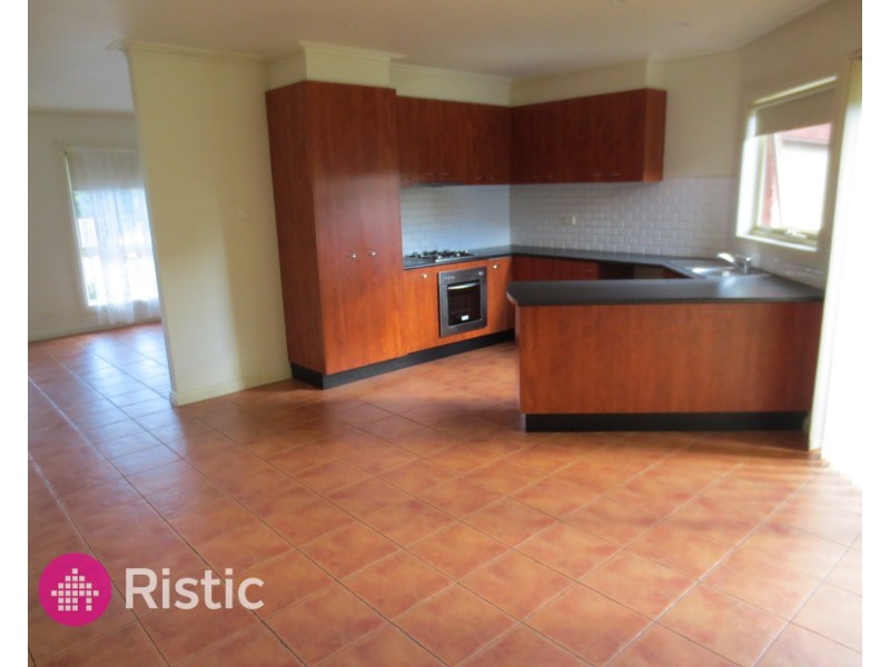 1/22 Tonelli Circuit, Mill Park VIC 3082