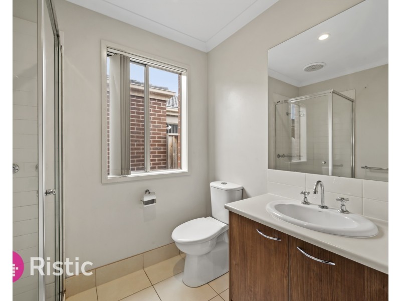 19 Tusmore Road, Point Cook VIC 3030