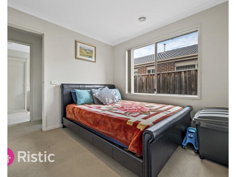 19 Tusmore Road, Point Cook VIC 3030